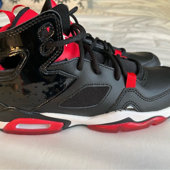 4 pairs of Air Jordans - Picture 2 of 12